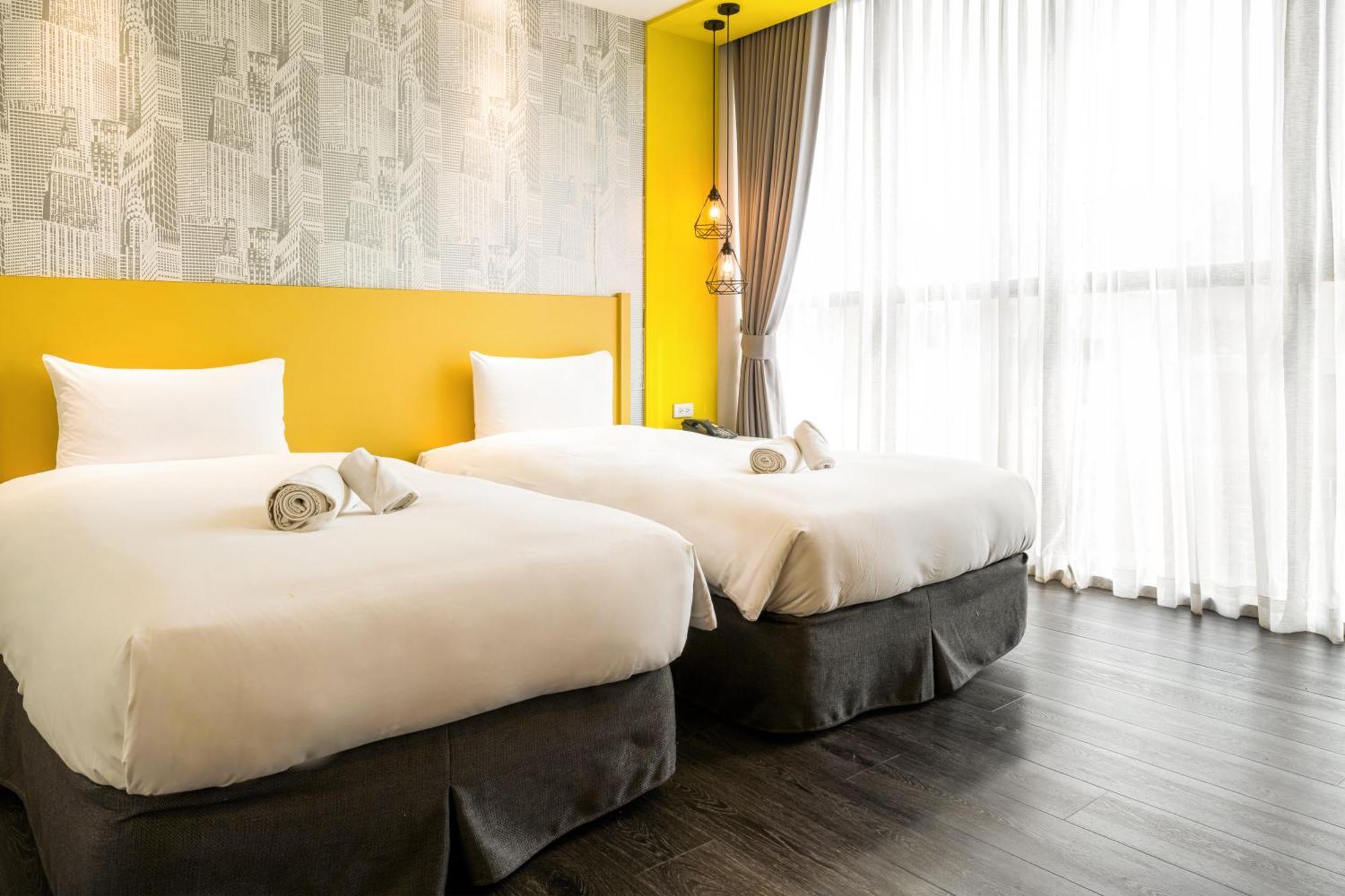 Ningcui Business Hotel Taichung Exterior foto